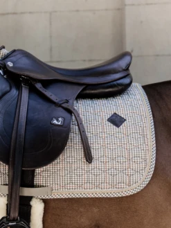 Kentucky Horsewear Kentucky Pied-de-Poule Jump Saddle Pad Beige -Lemieux Store 13 4871b5d0 99ca 445b 95d8 0b8e18c80530