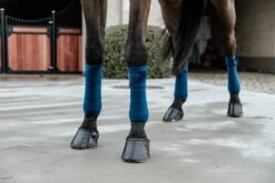 Kentucky Horsewear Kentucky Velvet Bandages Navy -Lemieux Store 31a92ac1db17154784b8266b1f635adc280281b260a27f6359ae34954d987087