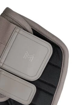 Maximilian Ego Brushing Boots Taupe 4-Pack -Lemieux Store BRUSHINGBOOTSTAUPE4 1