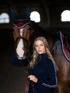 Equestrian Stockholm Modern Ear Bonnet Luxe -Lemieux Store luxe modern ear bonnet huva fliegenhaube oornetje on6